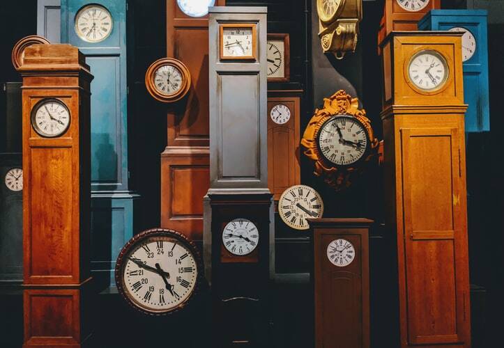 clocks representing the unconscious mind.